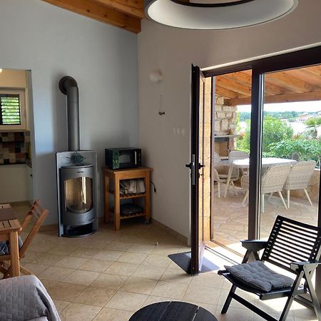 Karigador Beach House Екстериор снимка