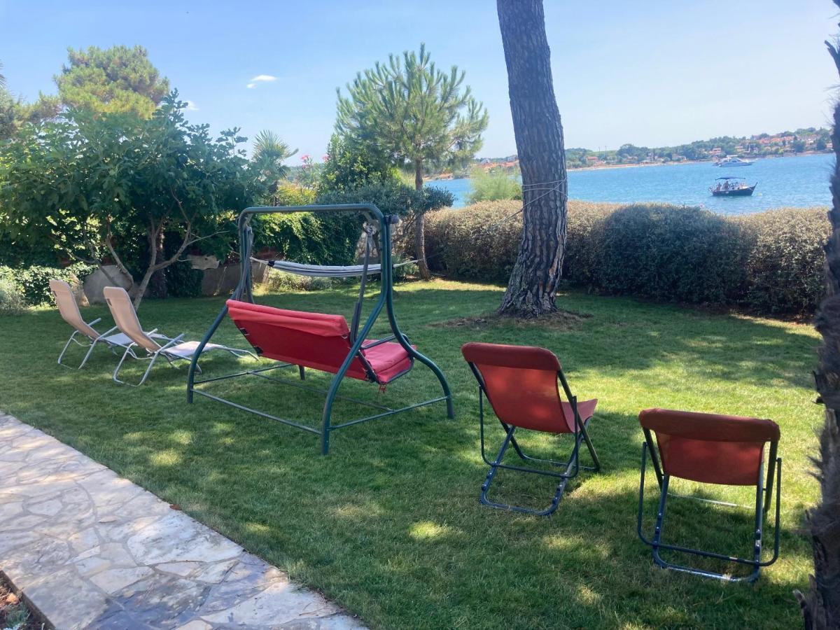 Karigador Beach House Екстериор снимка