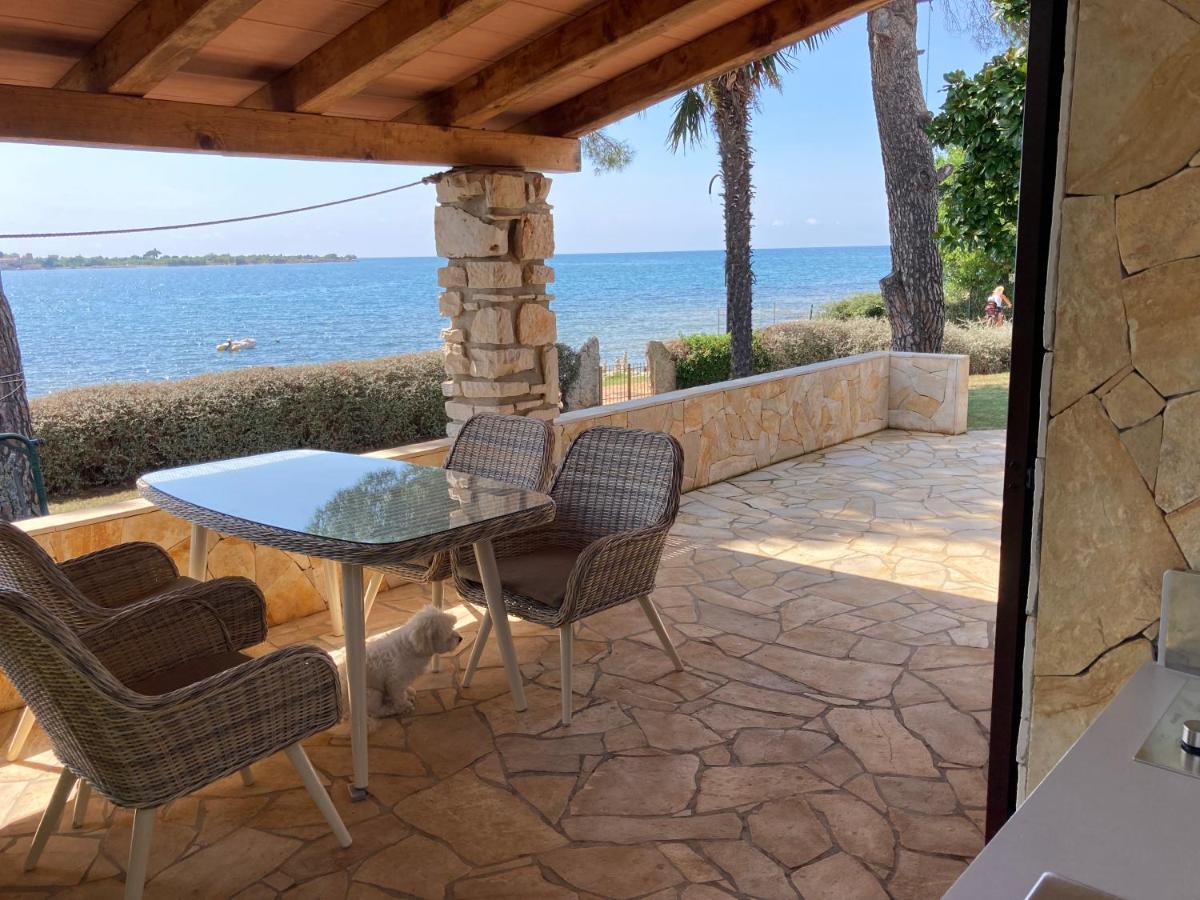 Karigador Beach House Екстериор снимка
