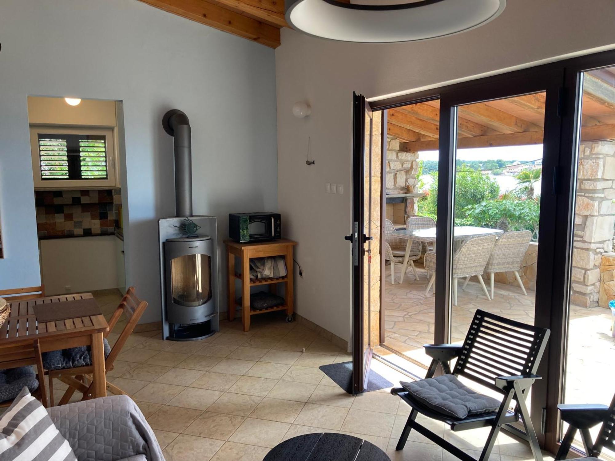 Karigador Beach House Екстериор снимка